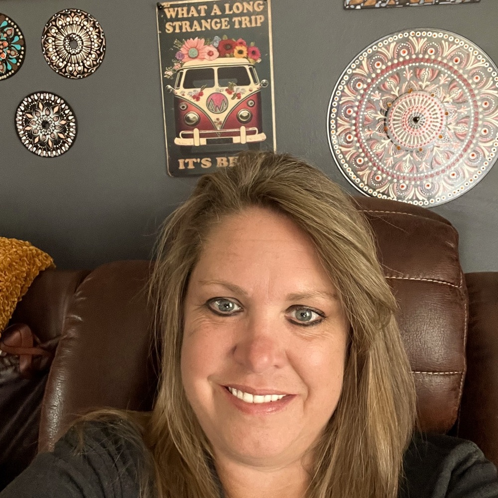 Meet your Posher, Angie